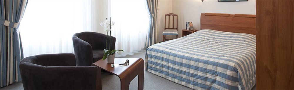 Logis Hotel-Restaurant De La Poste Urmatt Екстер'єр фото