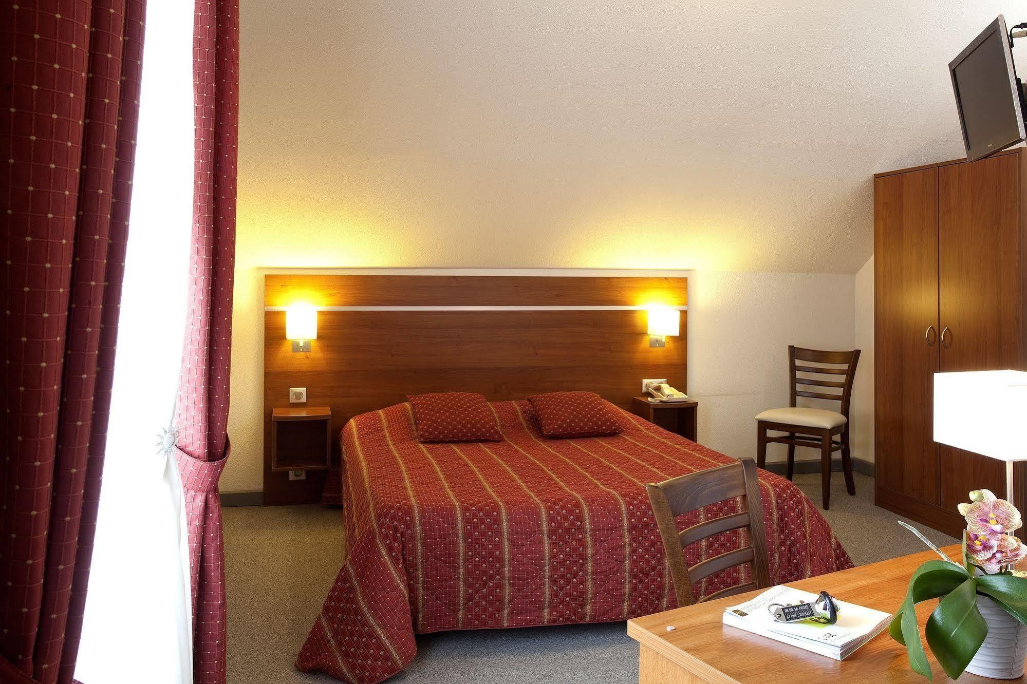 Logis Hotel-Restaurant De La Poste Urmatt Екстер'єр фото