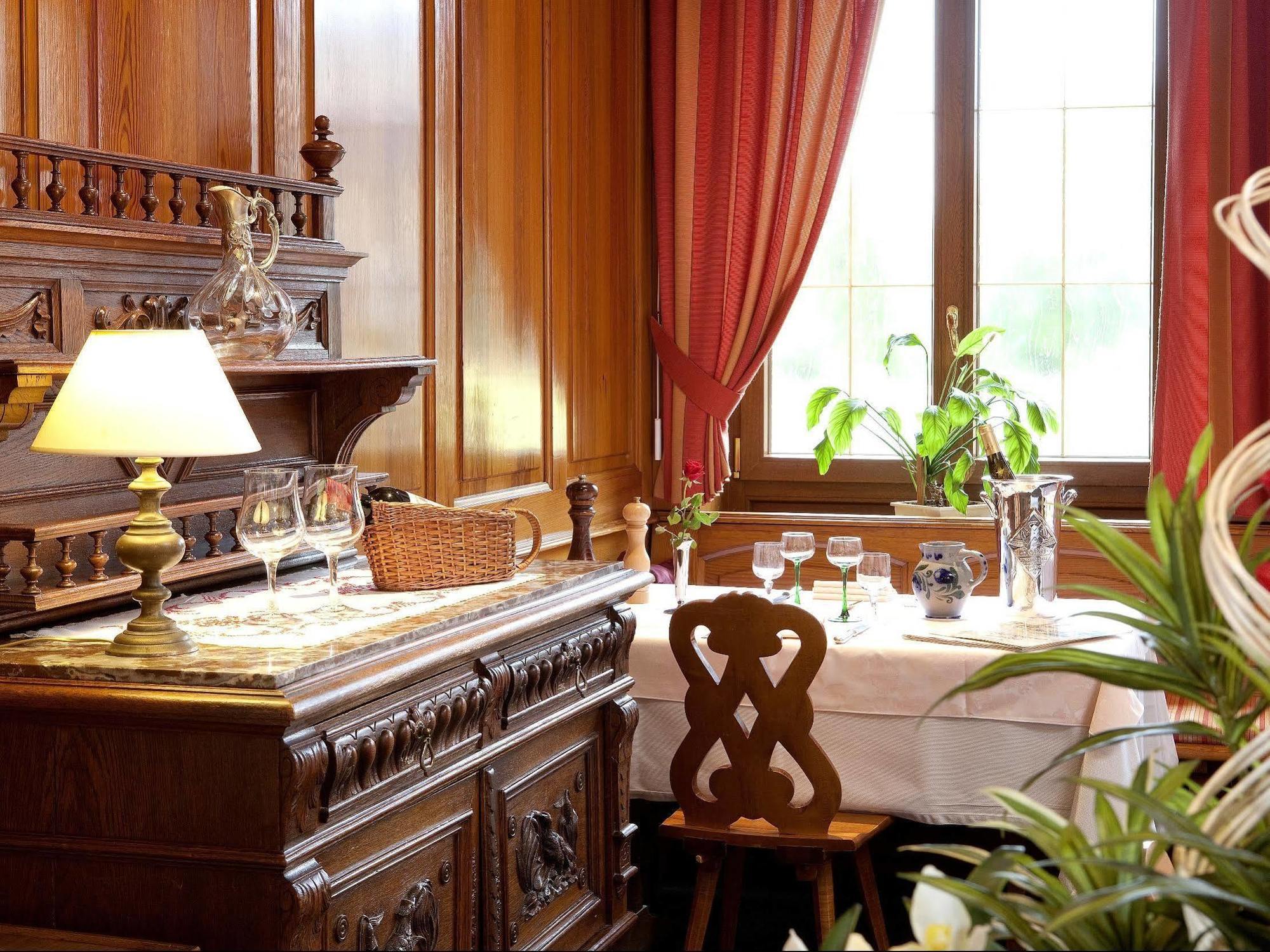 Logis Hotel-Restaurant De La Poste Urmatt Екстер'єр фото