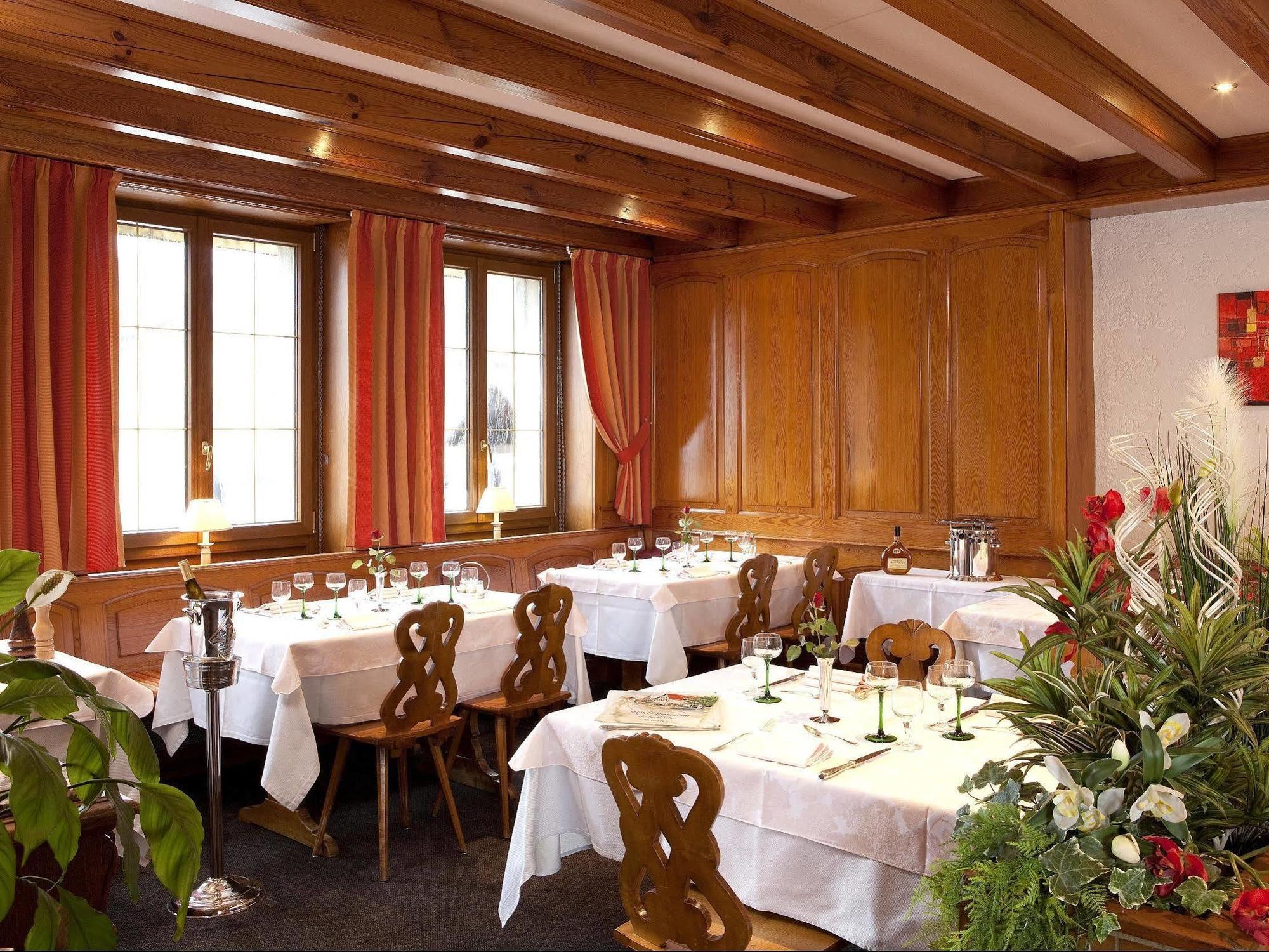 Logis Hotel-Restaurant De La Poste Urmatt Екстер'єр фото