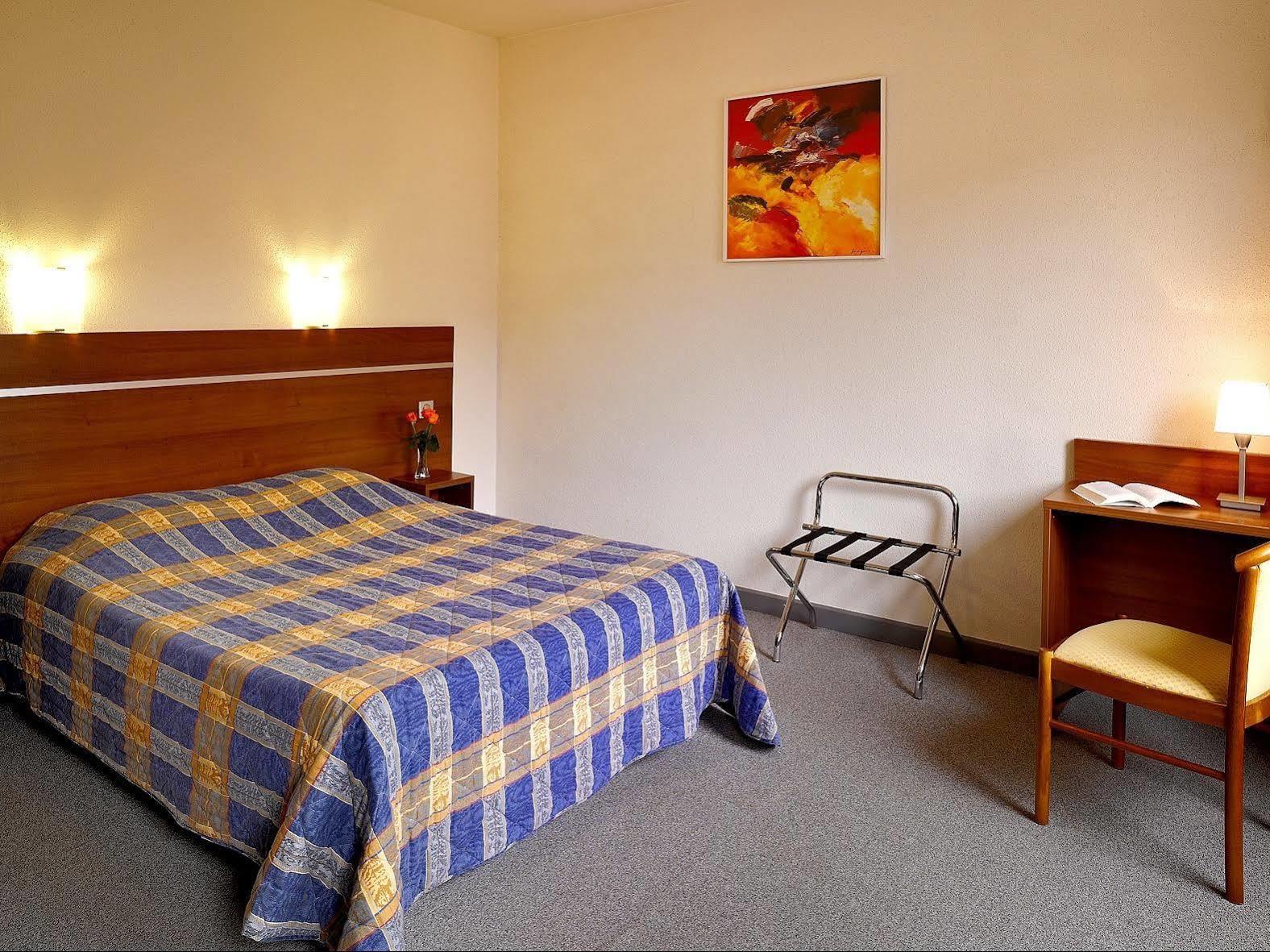 Logis Hotel-Restaurant De La Poste Urmatt Екстер'єр фото